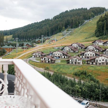 Chevalier Hotel & Spa Bukovel Exteriör bild