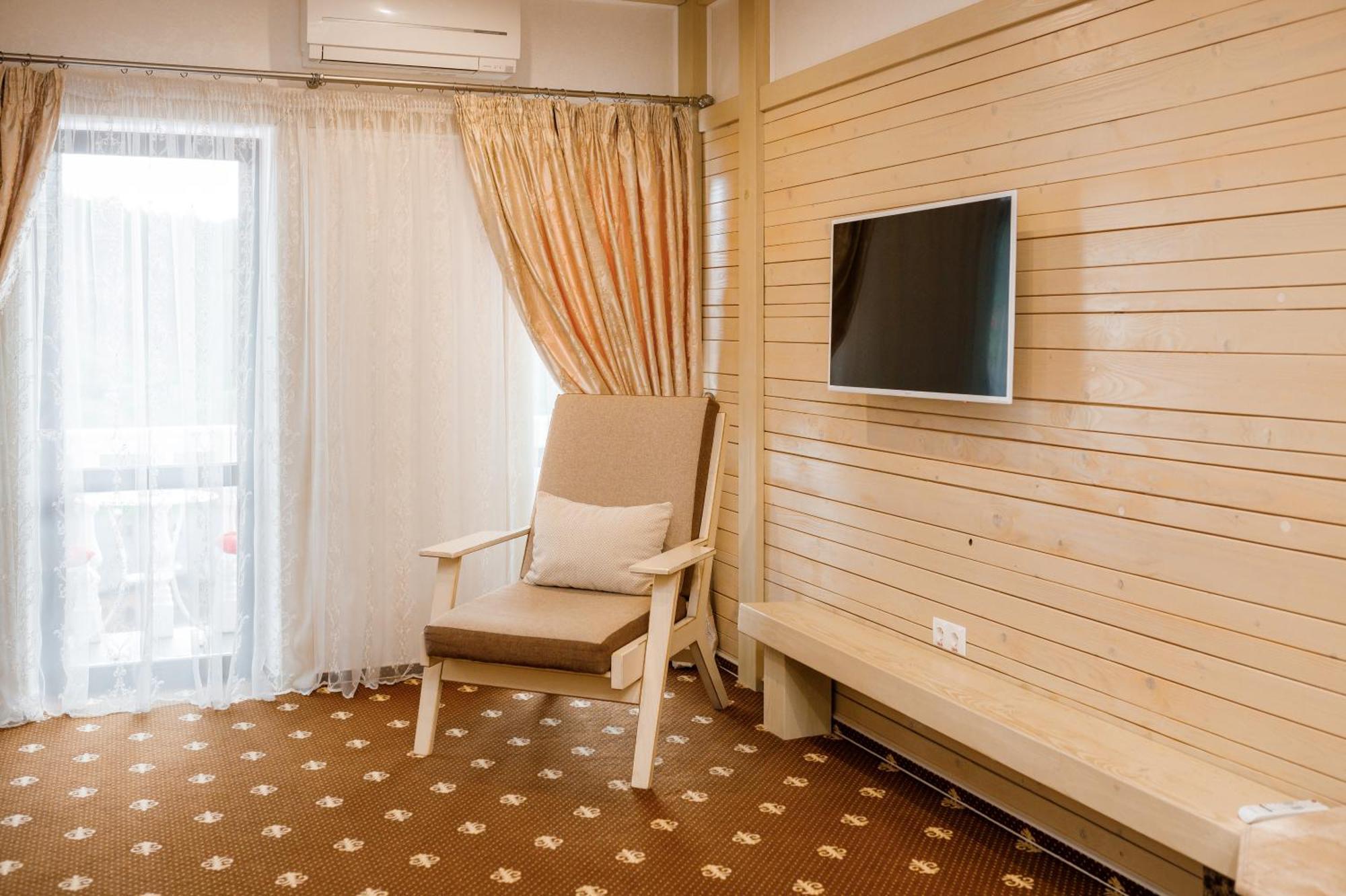 Chevalier Hotel & Spa Bukovel Exteriör bild