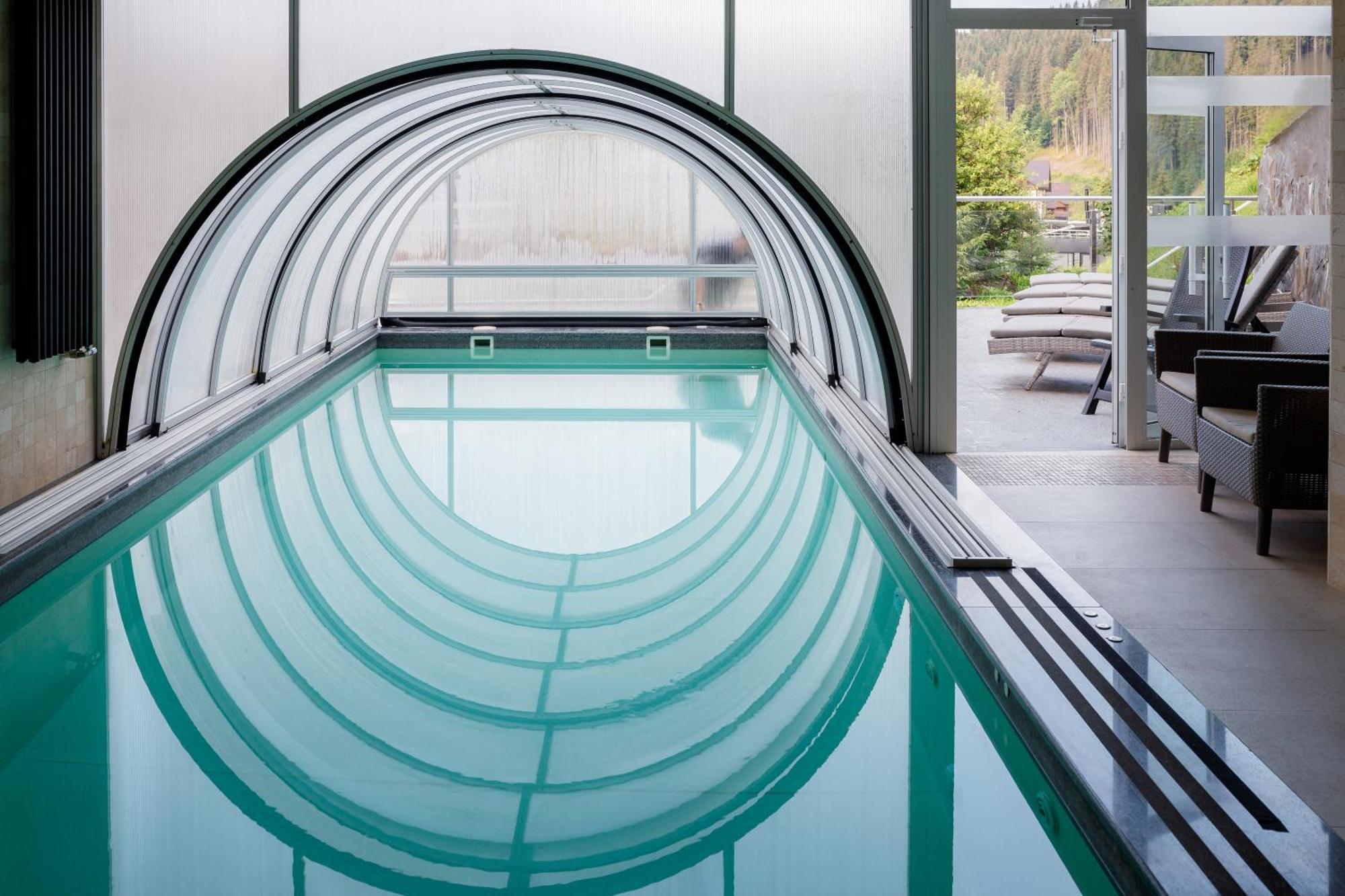 Chevalier Hotel & Spa Bukovel Exteriör bild